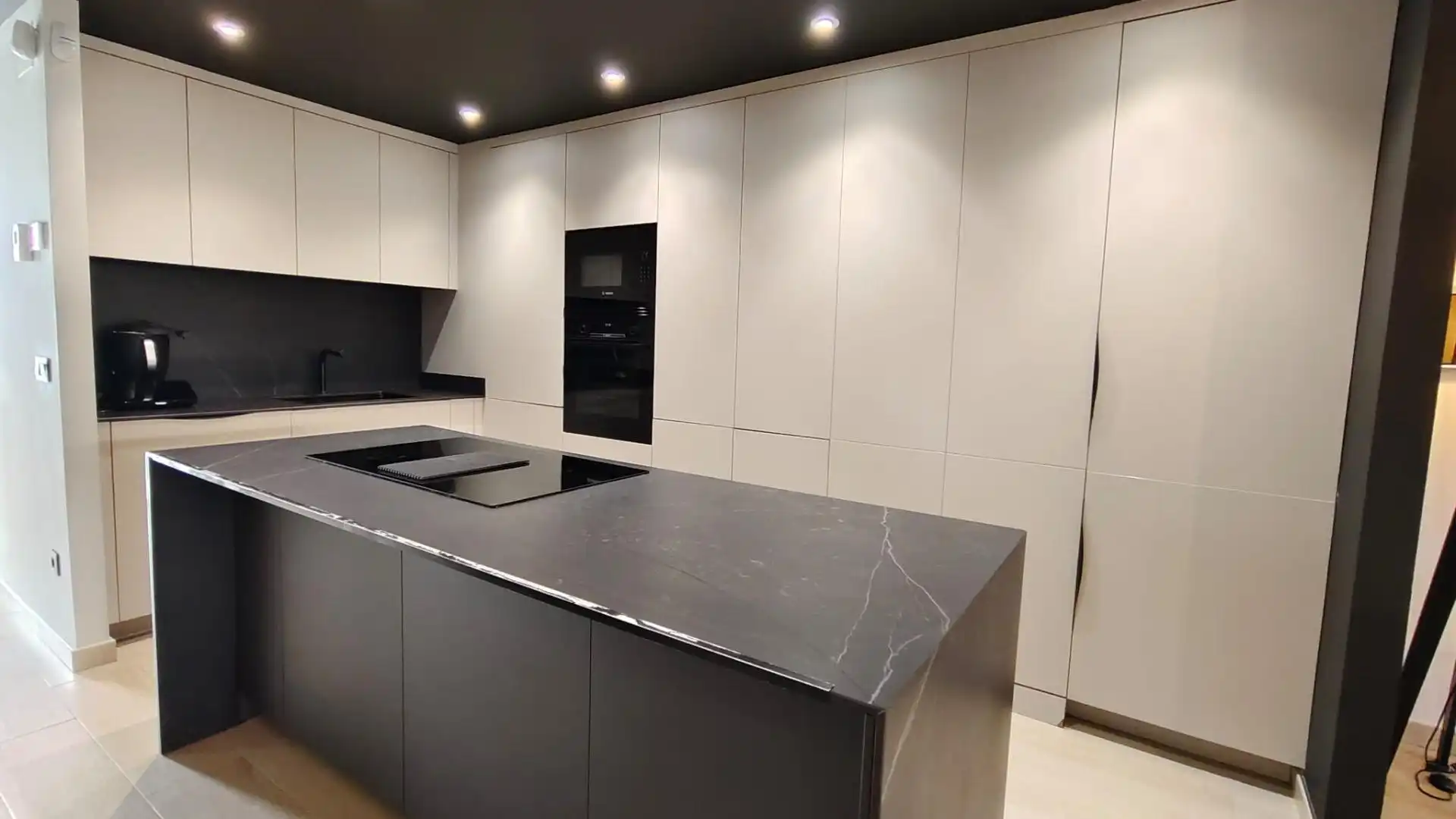 Cocina de Casa adosada en venta en Quart con Calefacción, Jardín privado y Terraza