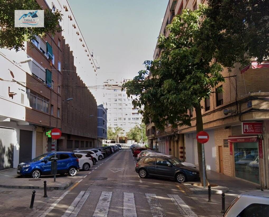 Vista exterior de Pis en venda en  Valencia Capital amb Balcó