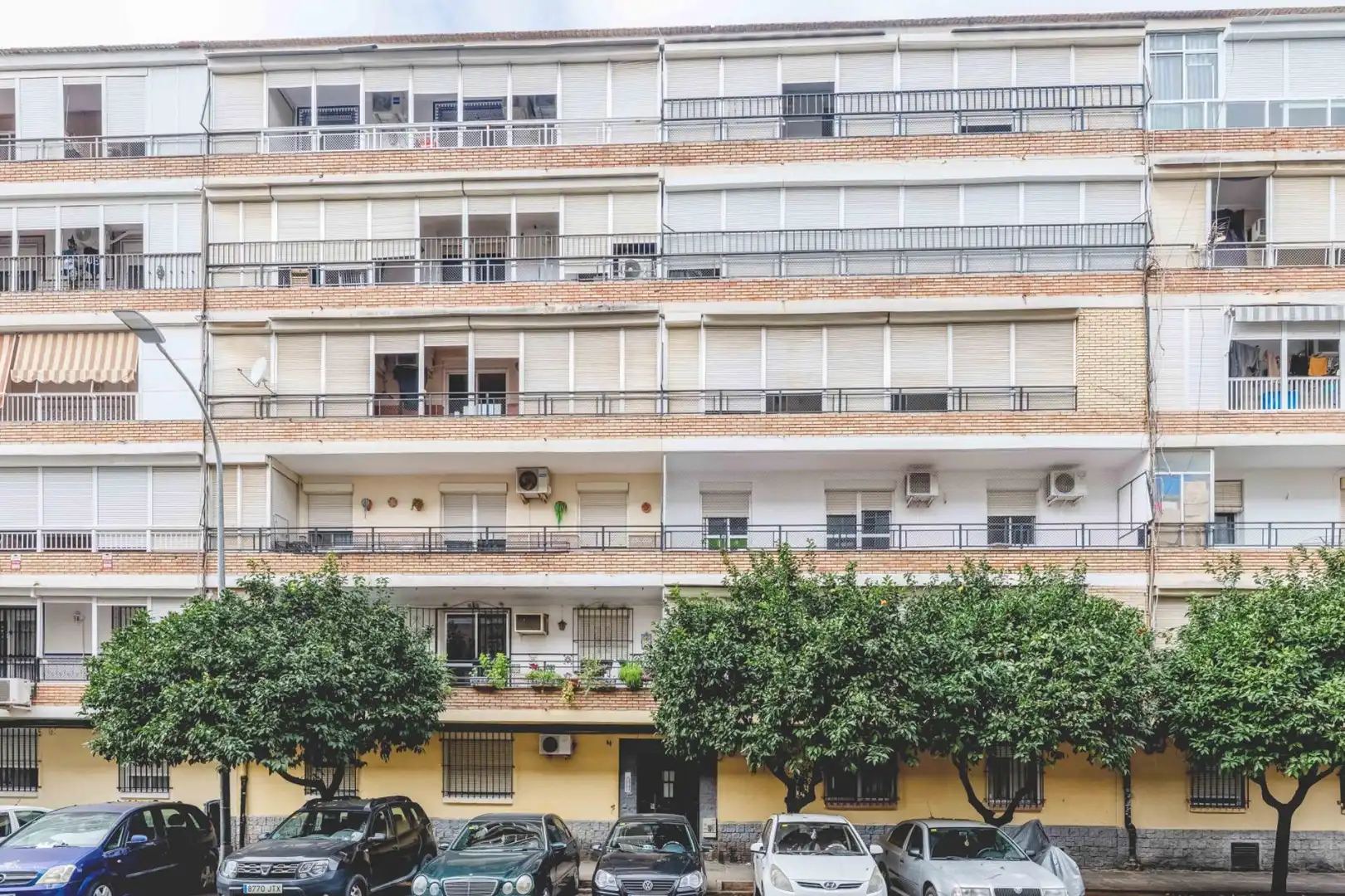 Exterior view of Flat for sale in Sevilla  with Air Conditioner
