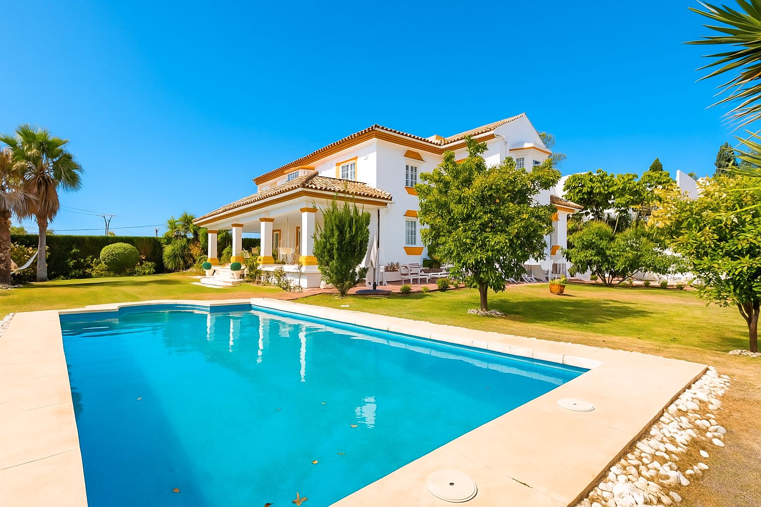 Jardí de Casa o xalet en venda en Marbella amb Aire condicionat, Jardí privat i Terrassa