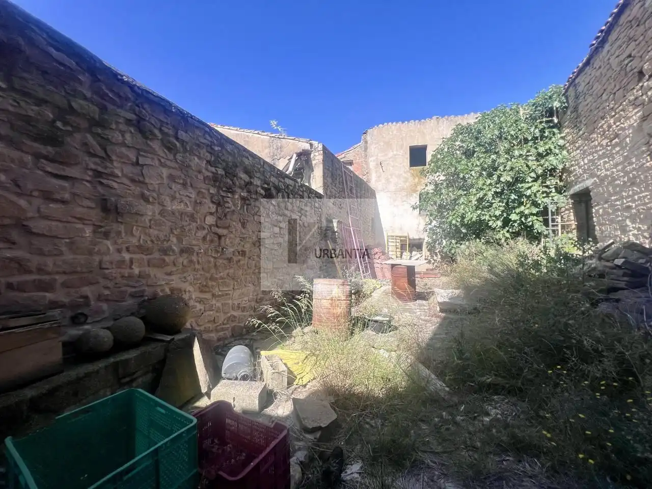 Finca rústica en venta en Larraga con Jardín privado