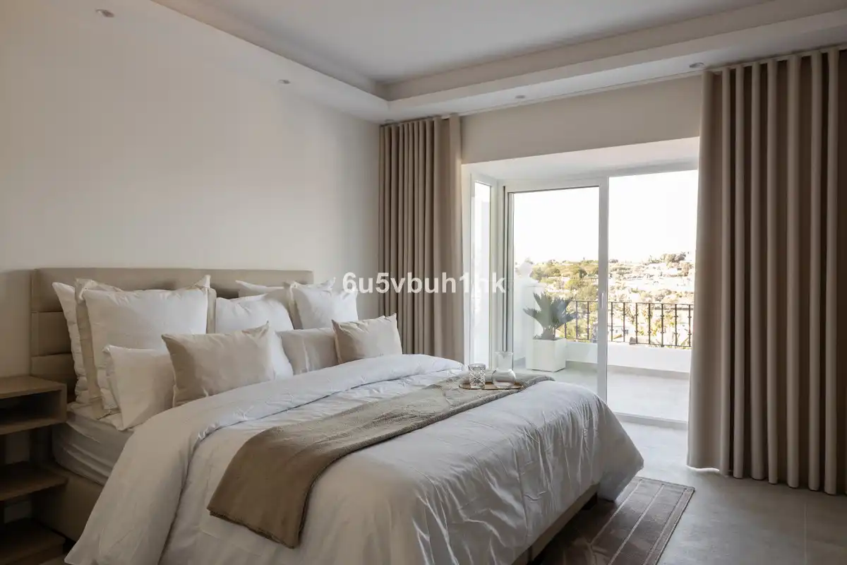 Apartament amb piscina en venda a Nueva Andalucía, imagen 7