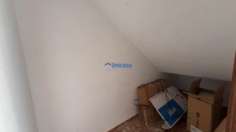 Foto 3 de Piso en venta en Calle Porfido, Fuente Alegre - El Chaparral - Los Morales, Málaga Capital