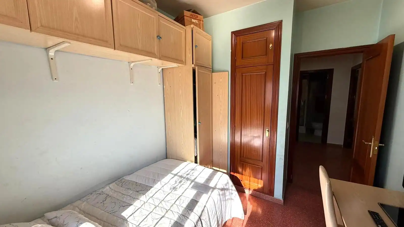 Bedroom of Apartments for sale in Sevilla