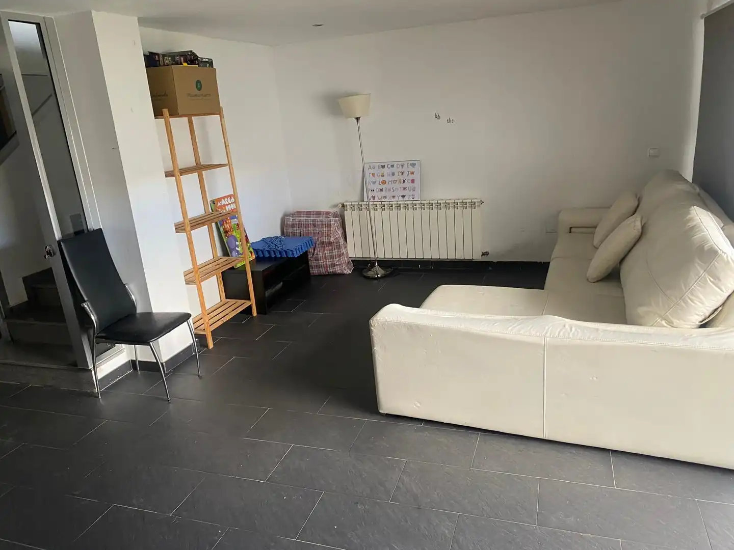 Casa adosada en venta en Poblete con Aire acondicionado, Calefacción y Jardín privado