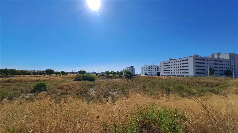 Residential land for sale in Calle Doctor Emilio Haya Prats 5, imagen 4