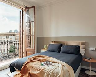 Bedroom of Flat to share in  Barcelona Capital  with Heating, Furnished and Oven
