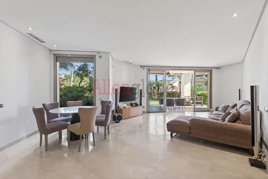 Flat with terrace for sale in Milla de Oro, imagen 24