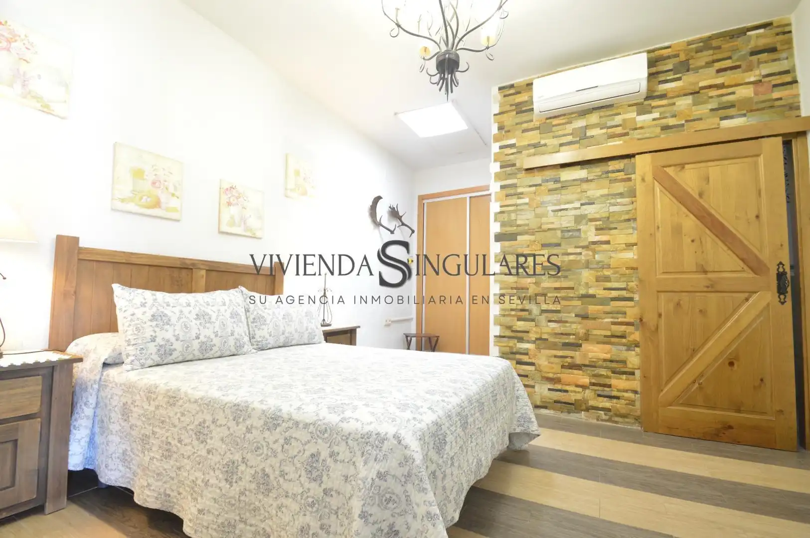 Bedroom of Houses for sale in Arroyomolinos de León  with Air Conditioner, Terrace and Furnished