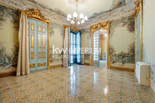 Edificio en Venta en Centre