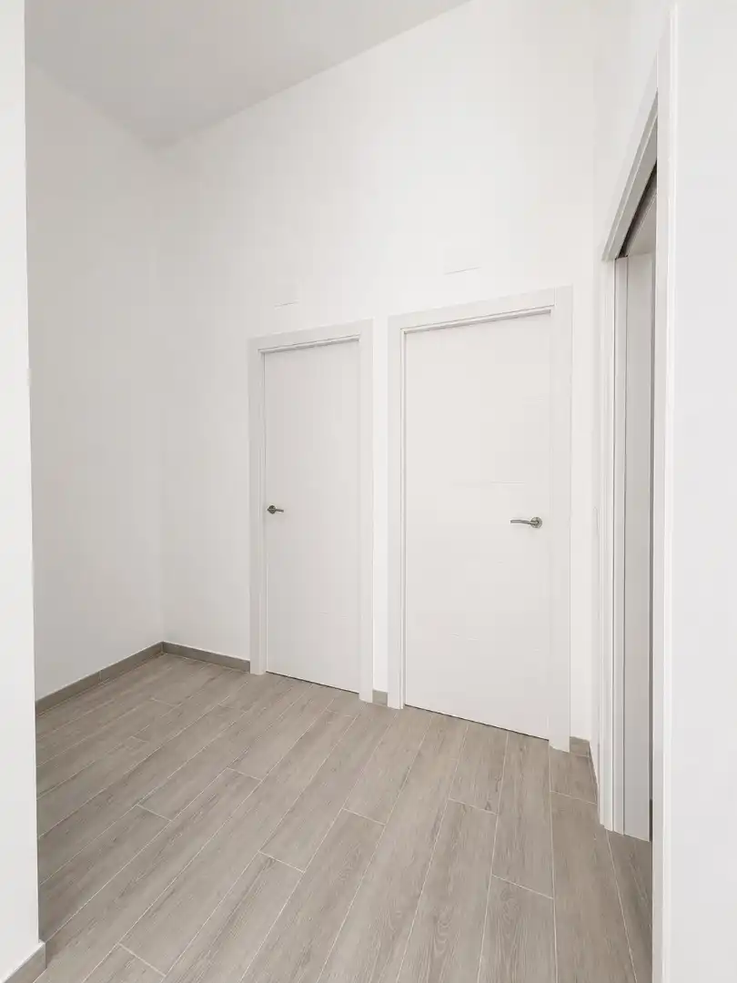 Piso en venta en Madrid con Calefacción y Horno