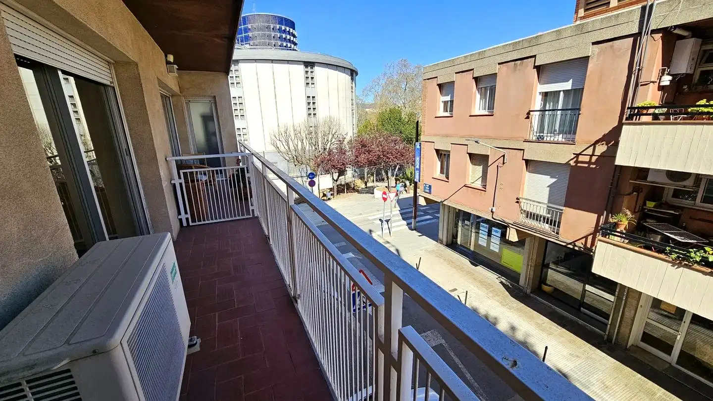 Carrer de Pius XI, Vallparadu00EDs - Antic Poble de Sant Pere