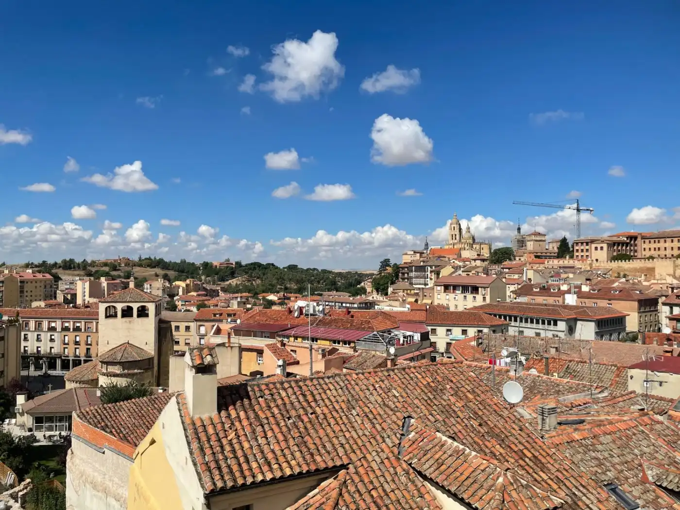 Vista exterior de Àtic en venda en Segovia amb Aire condicionat, Calefacció i Terrassa