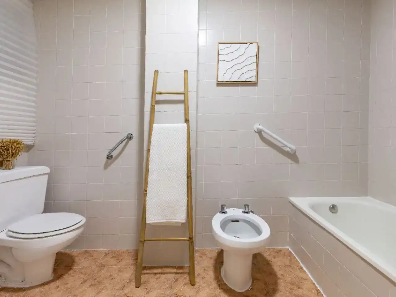 Badezimmer von Wohnung zum Verkauf in  Valencia Capital mit Balkon
