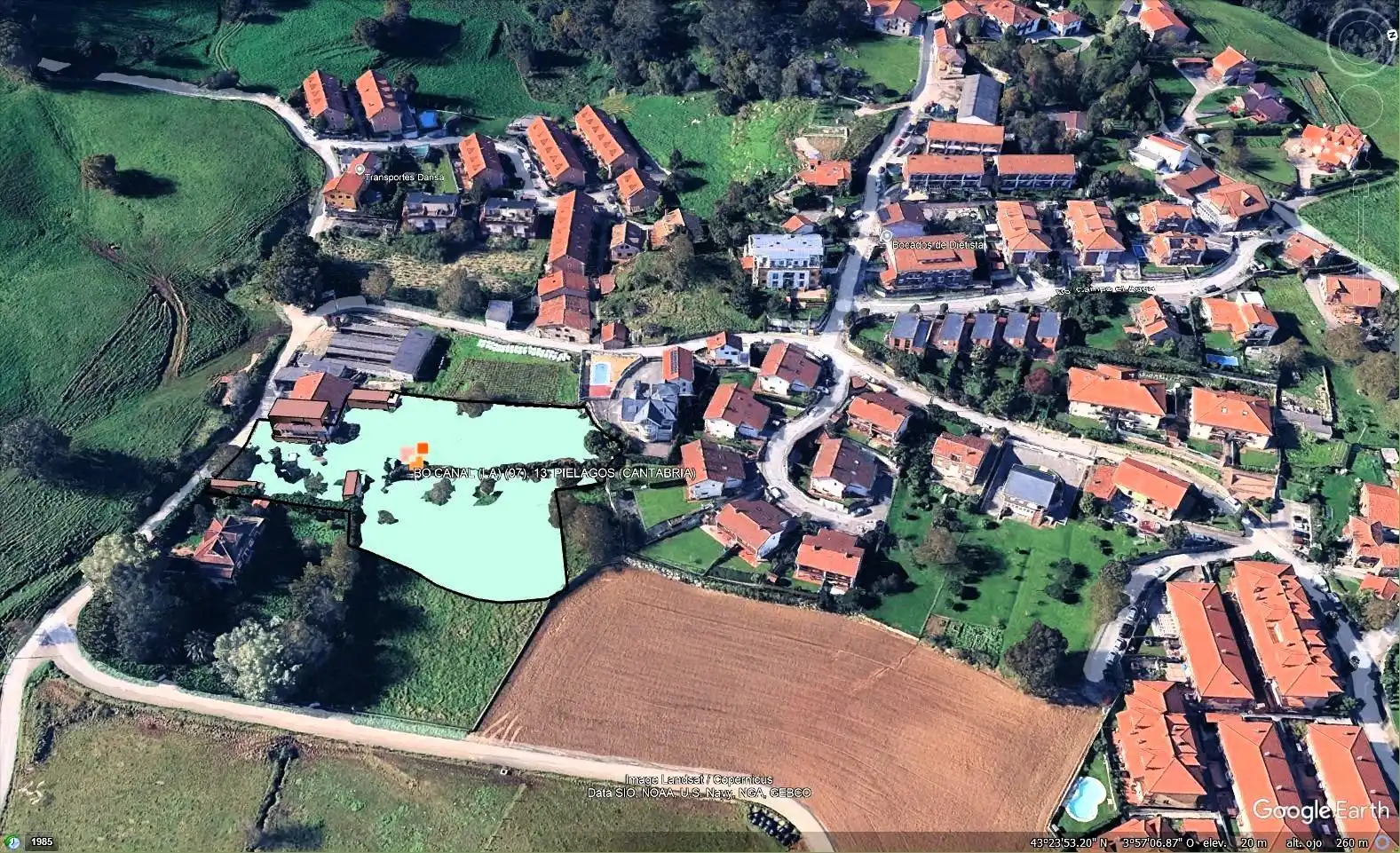 Residential land for sale in Oruña