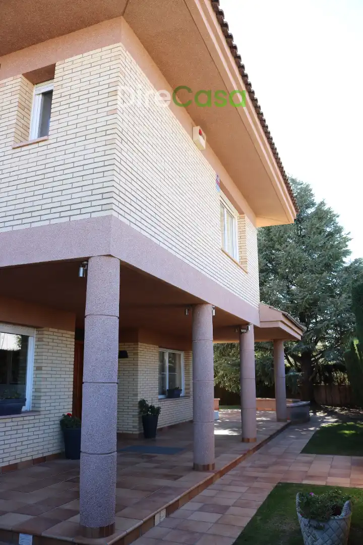 Vista exterior de Casa o chalet en venta en Móra d'Ebre con Aire acondicionado, Calefacción y Jardín privado
