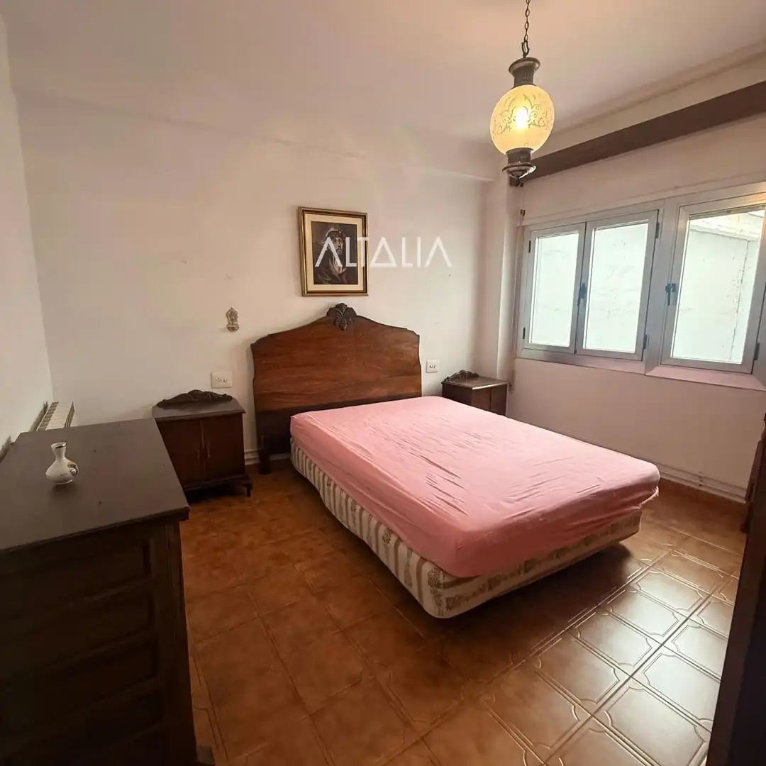 Bedroom of Flat for rent in Cuenca  with Heating and Storage room