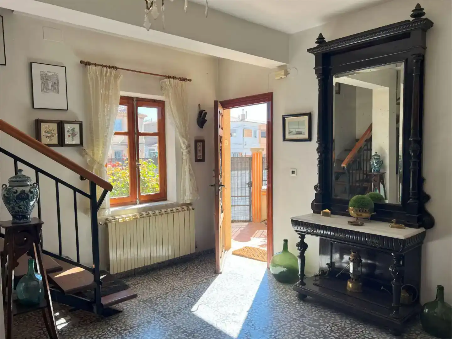 Flat for sale in Camporrobles  with Private garden, Storage room and Furnished