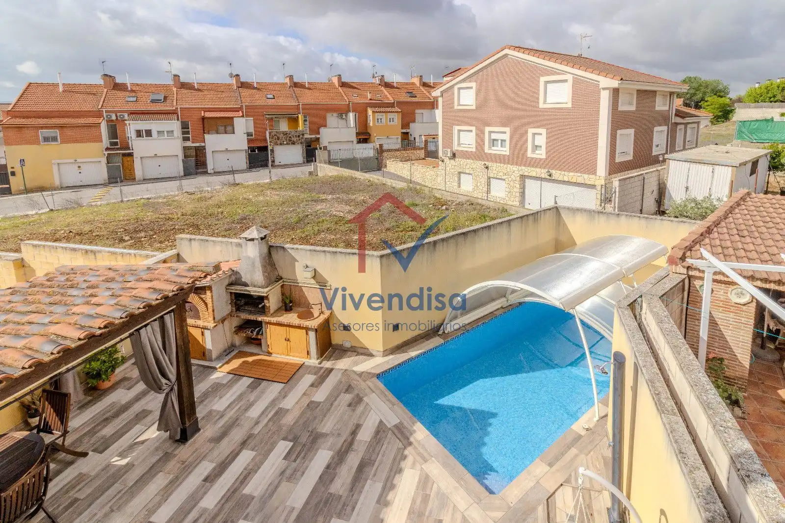 Piscina de Casa adosada en venta en Cabanillas del Campo con Terraza y Piscina