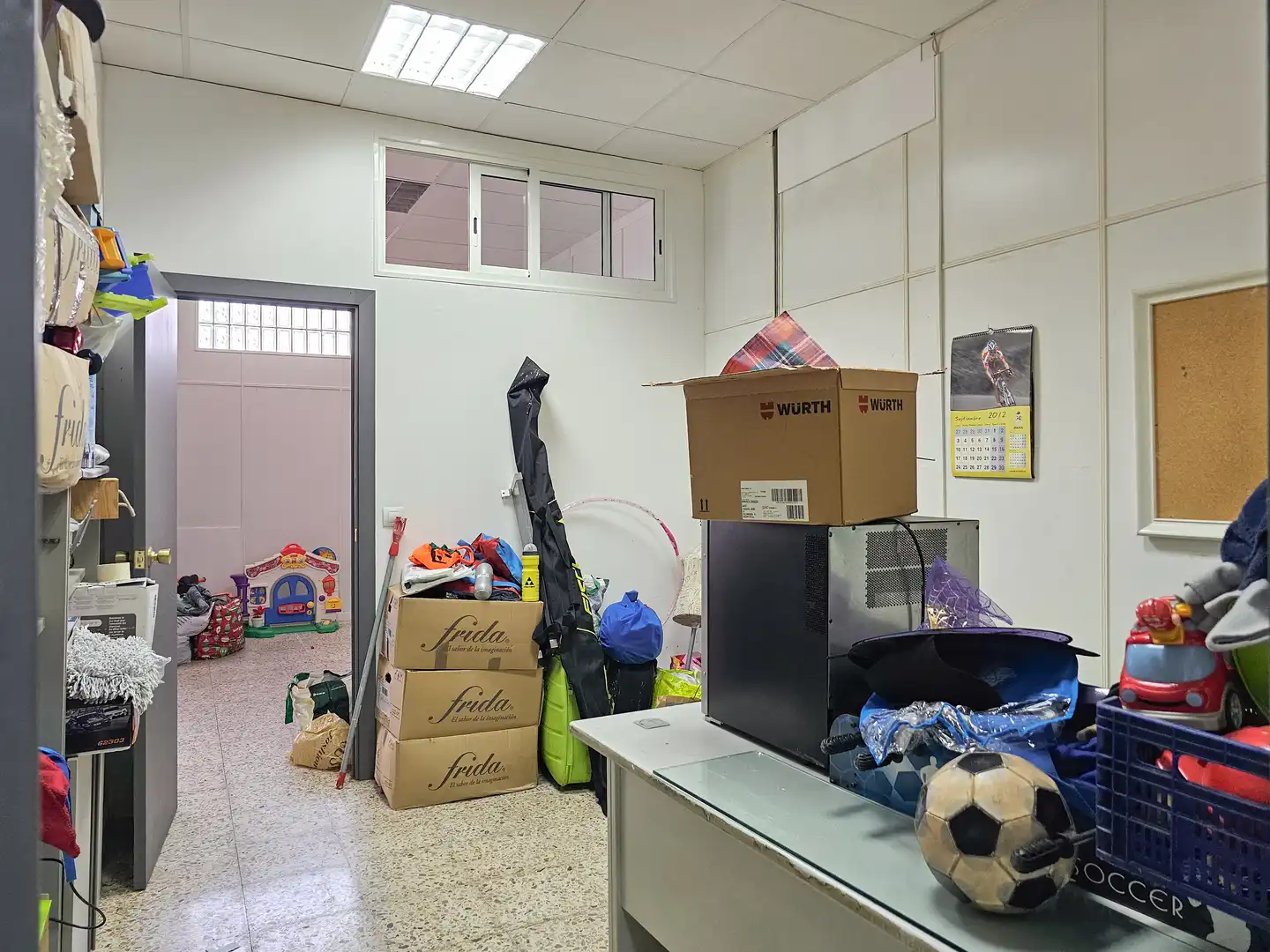 Local comercial de lloguer a Calle de José Martínez Ruiz Azorín 21, imagen 5