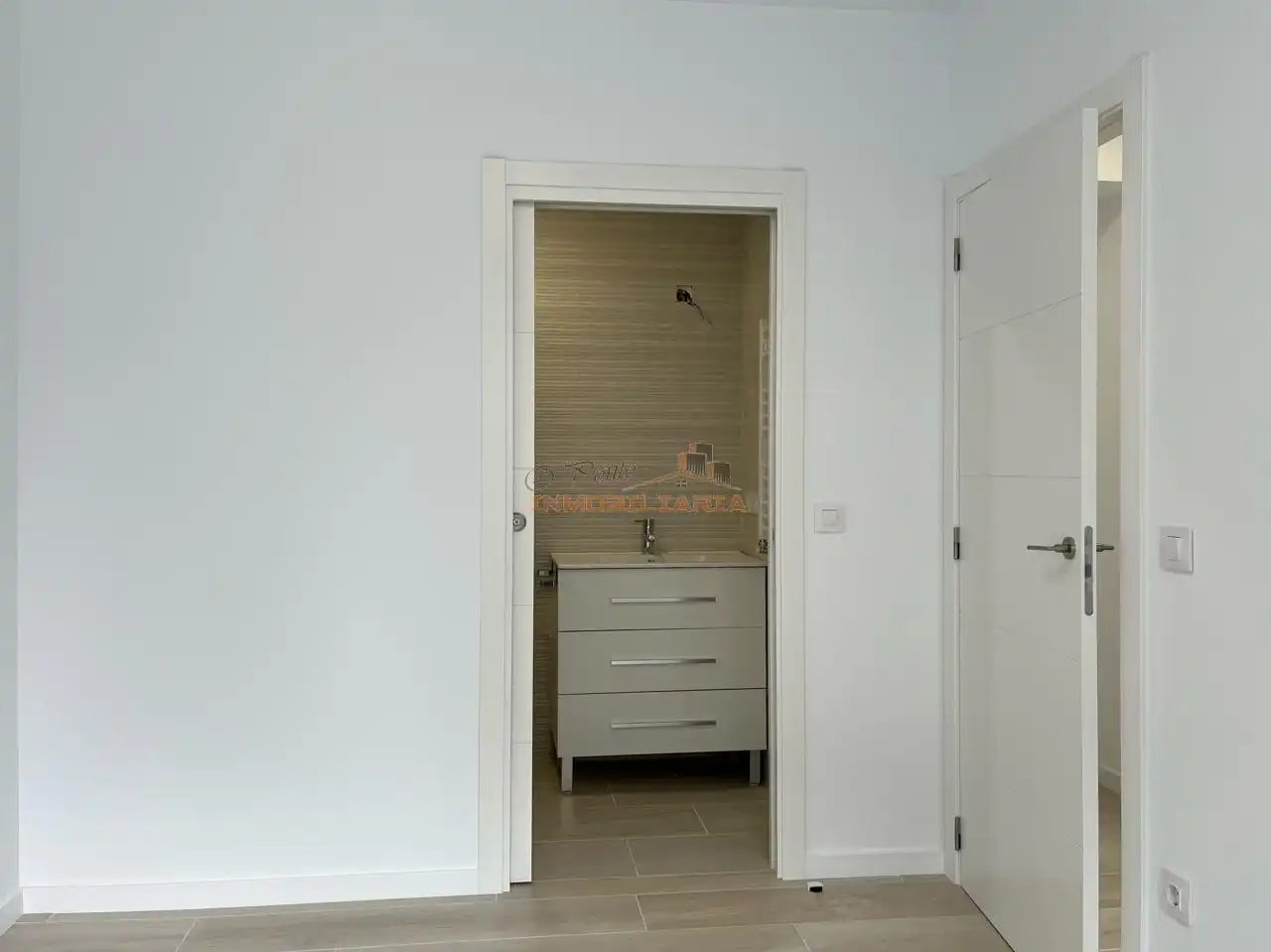 Bathroom of Flat for sale in Ferrol  with Heating, Storage room and Balcony