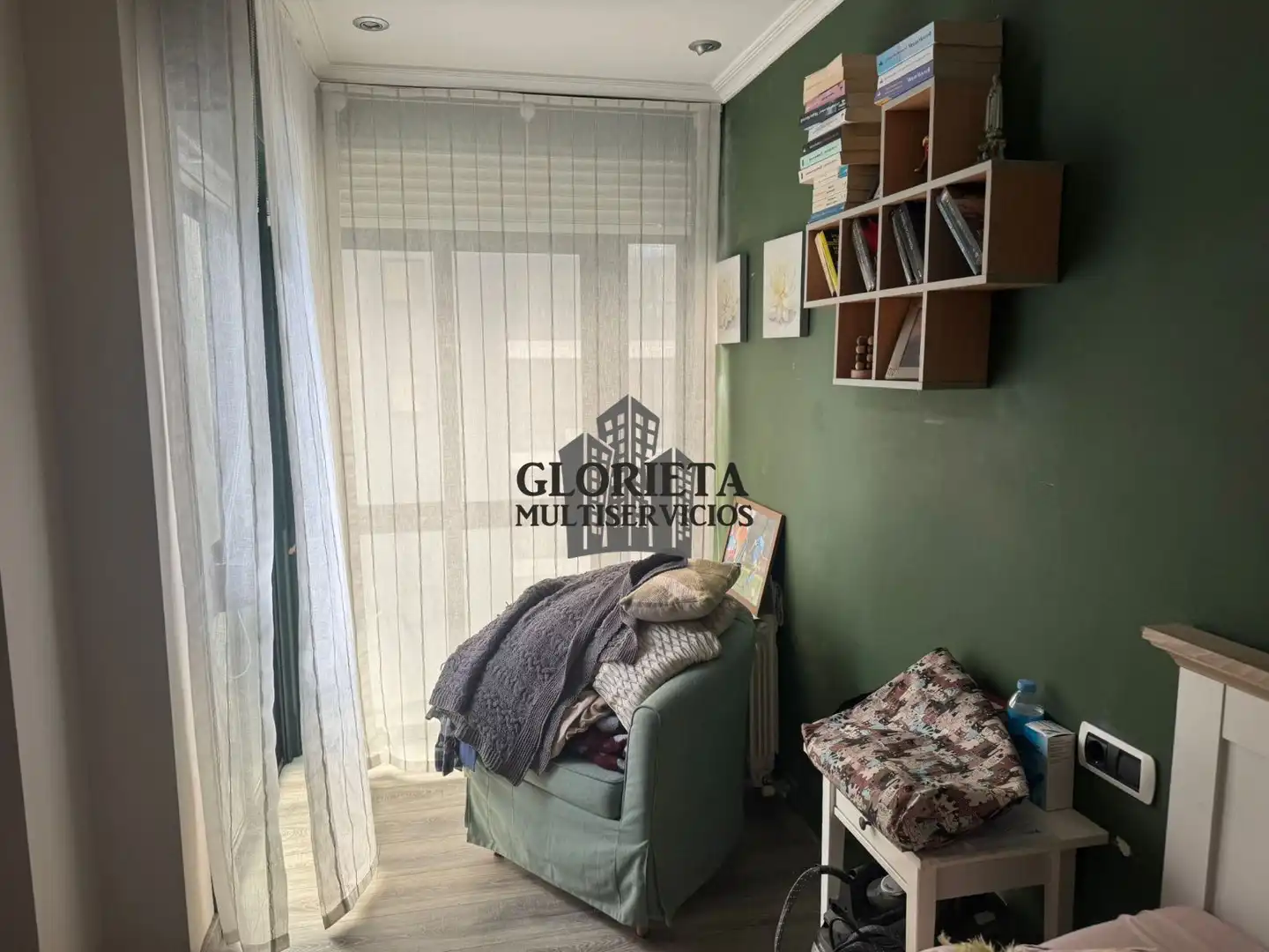Habitación de Piso en venta en Vigo  con Calefacción y Trastero