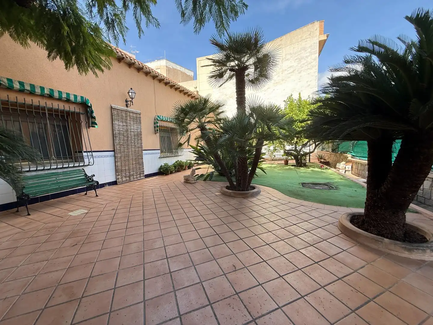 Casa o chalet en venta en Calle MENENDEZ PELAYO, Novelda