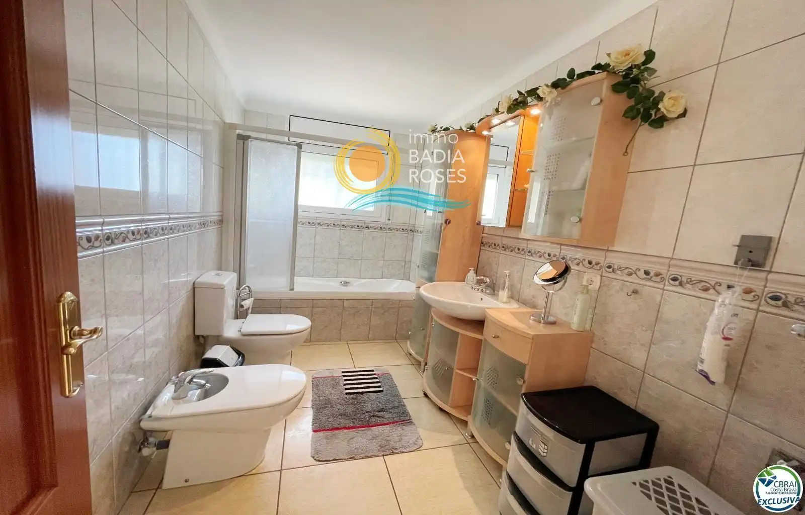 Bathroom of Houses for sale in Roses  with Terrace, Storage room and Swimming Pool