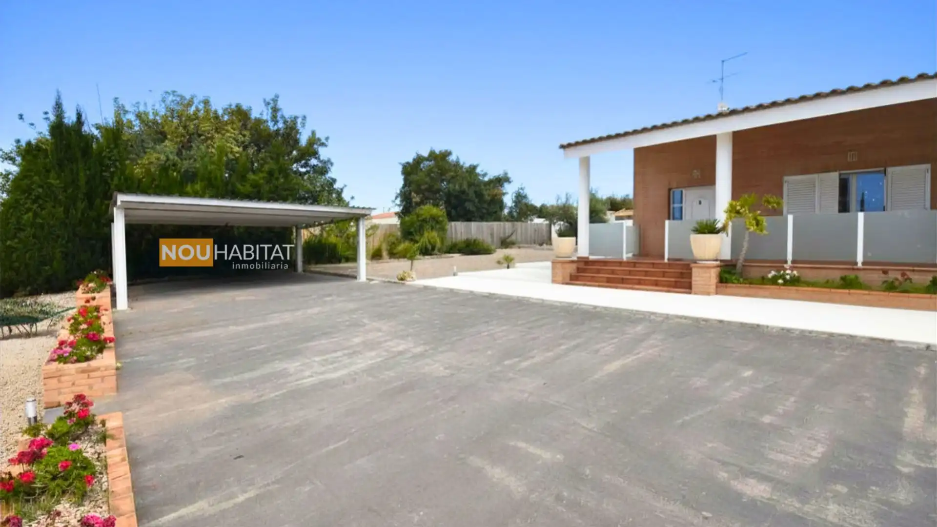 Vista exterior de Casa o chalet en venta en Turís con Aire acondicionado, Calefacción y Jardín privado