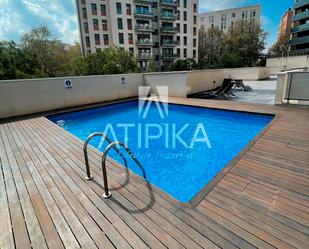 Swimming pool of Flat to rent in  Barcelona Capital  with Air Conditioner and Terrace