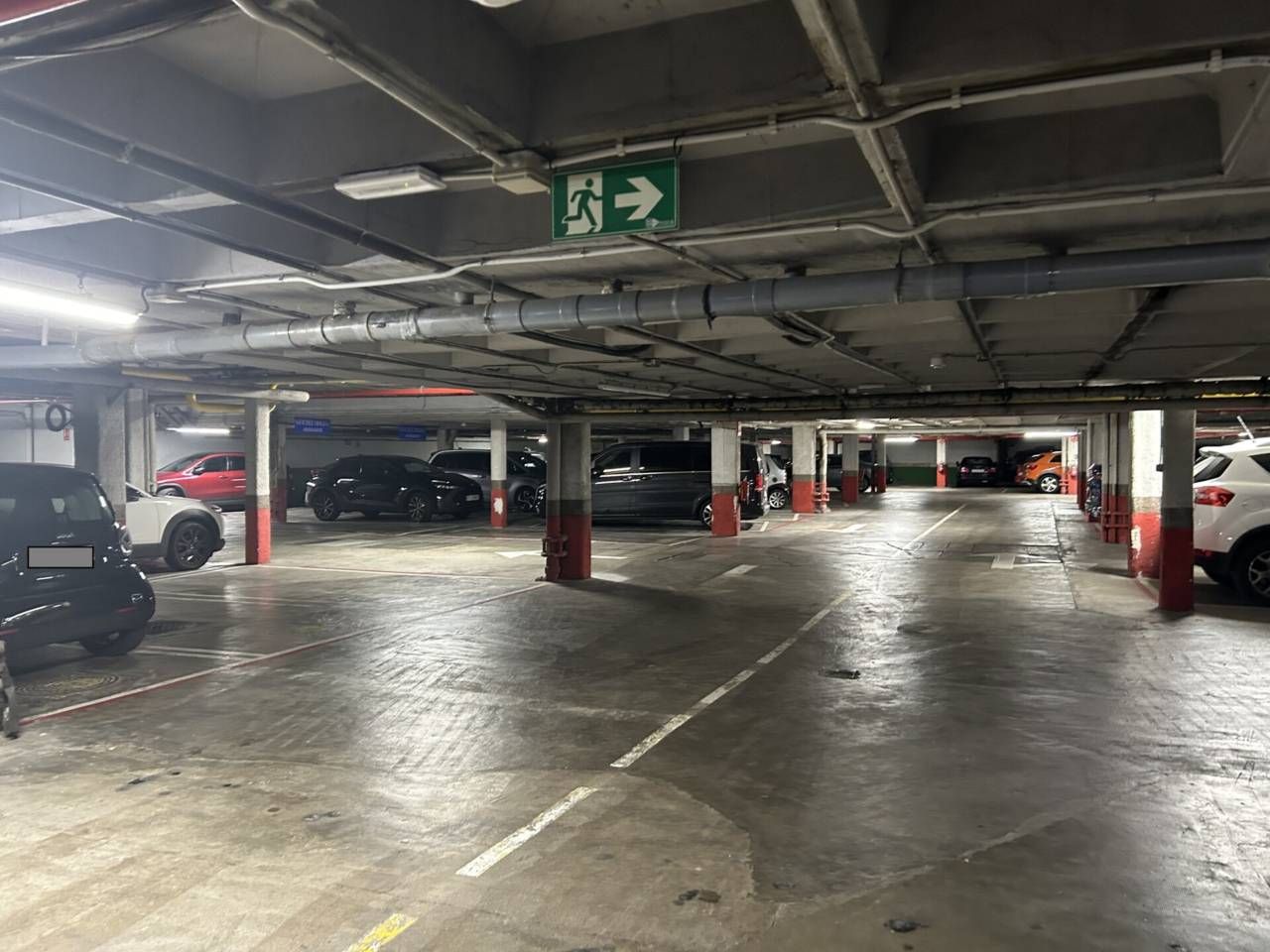 Aparcament de Garatge en venda en  Barcelona Capital amb Alarma