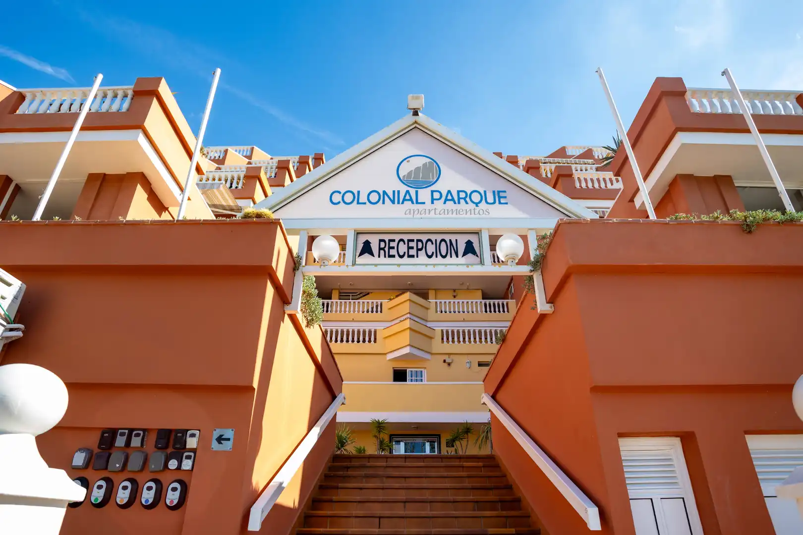 Vista exterior de Apartamento en venta en Santiago del Teide con Aire acondicionado, Terraza y Amueblado