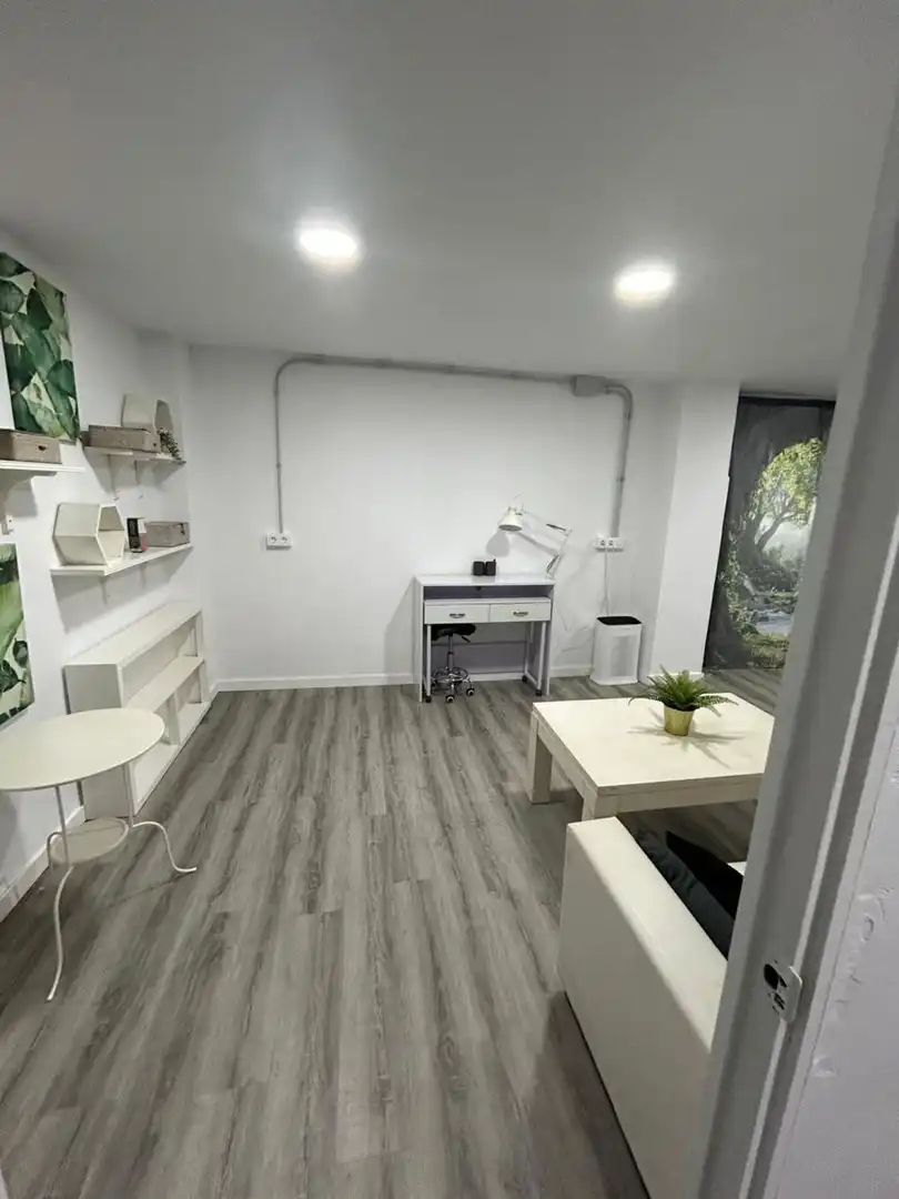Business premises for sale in Calle Legión Española, imagen 10