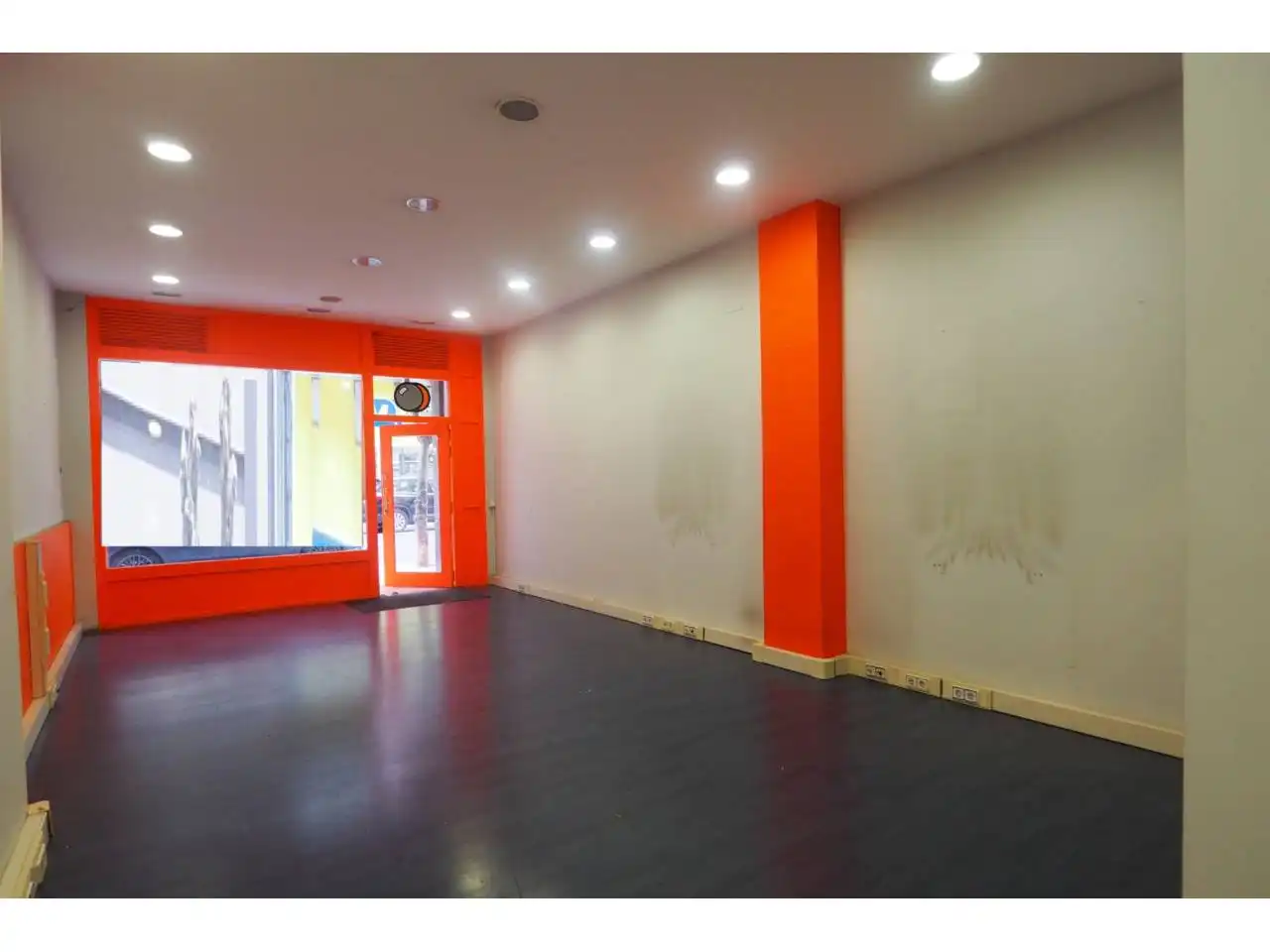 Local comercial en alquiler en Calle Rodriguez Arias