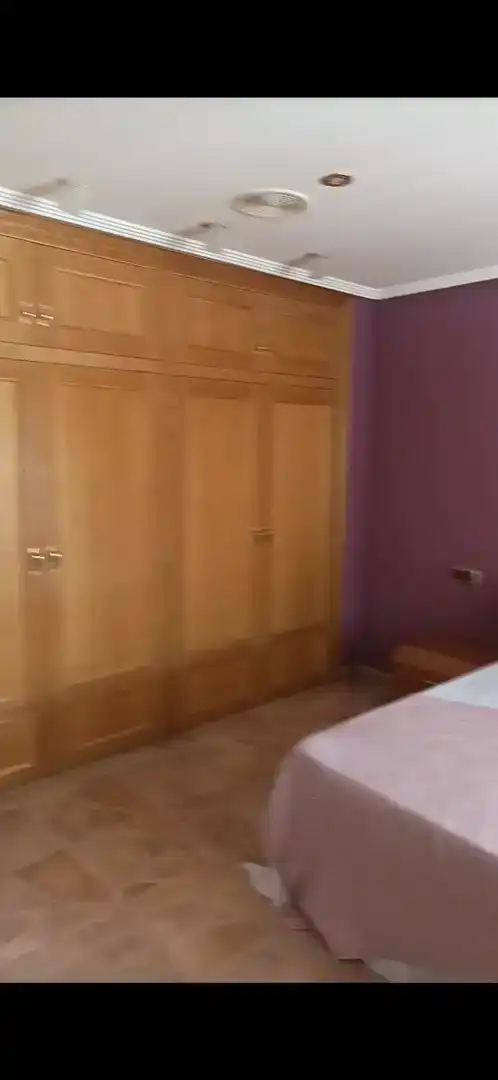 Dormitori de Casa o xalet de lloguer en  Murcia Capital amb Aire condicionat i Balcó