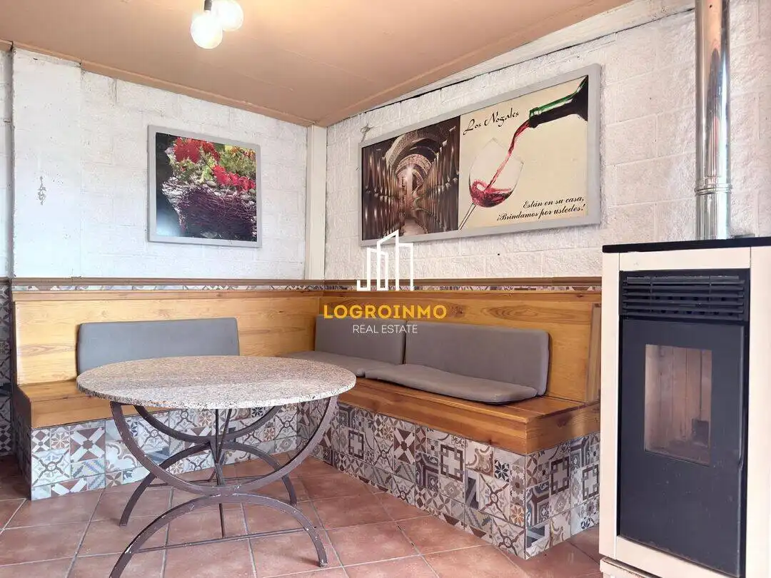 Casa o chalet en venta en El Redal con Calefacción, Trastero y Piscina