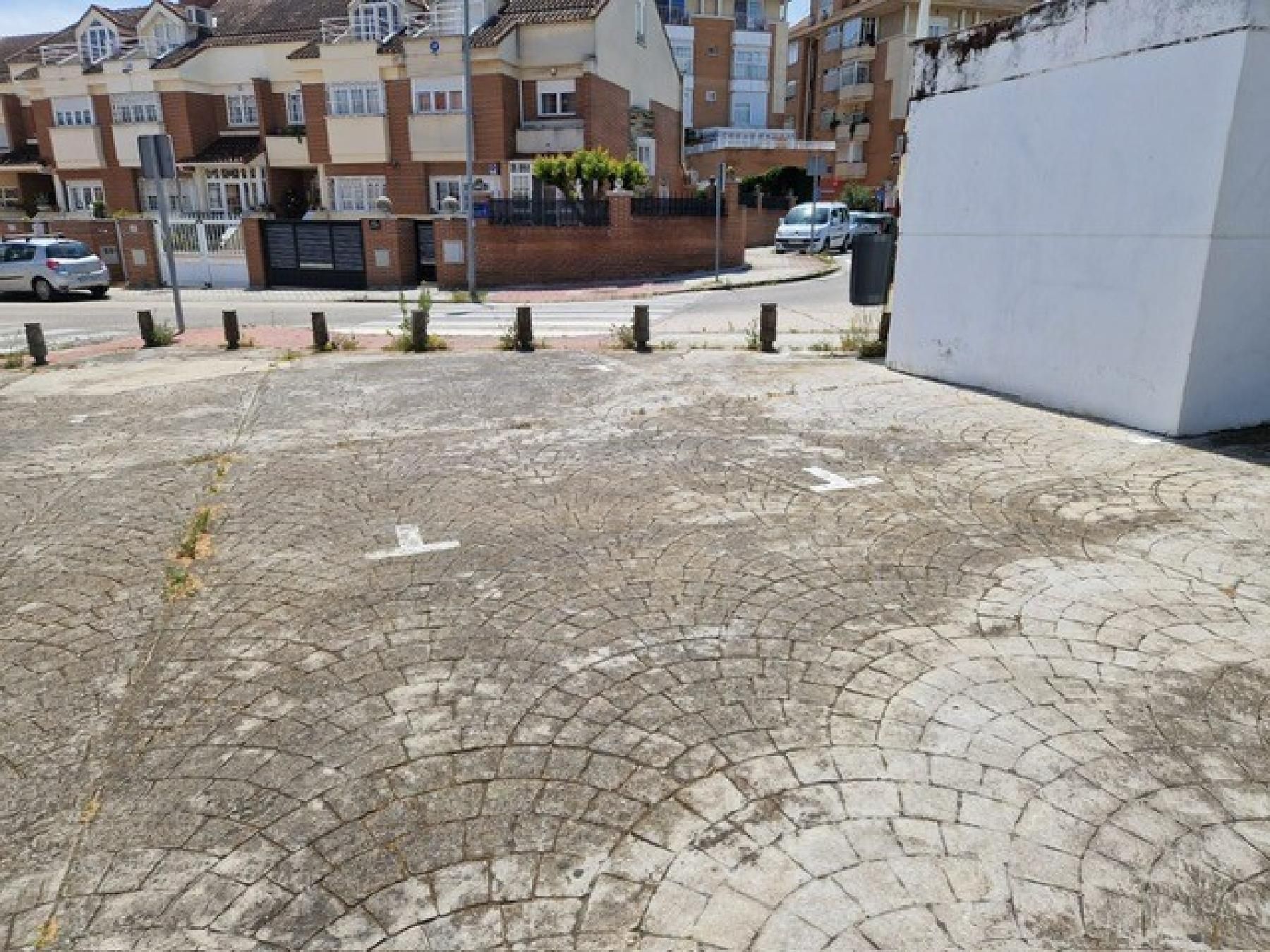 Vista exterior de Garatge en venda en Leganés