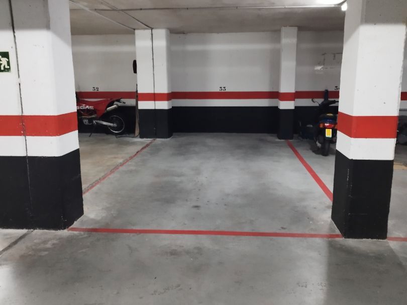 Aparcament de Garatge de lloguer en Alicante / Alacant