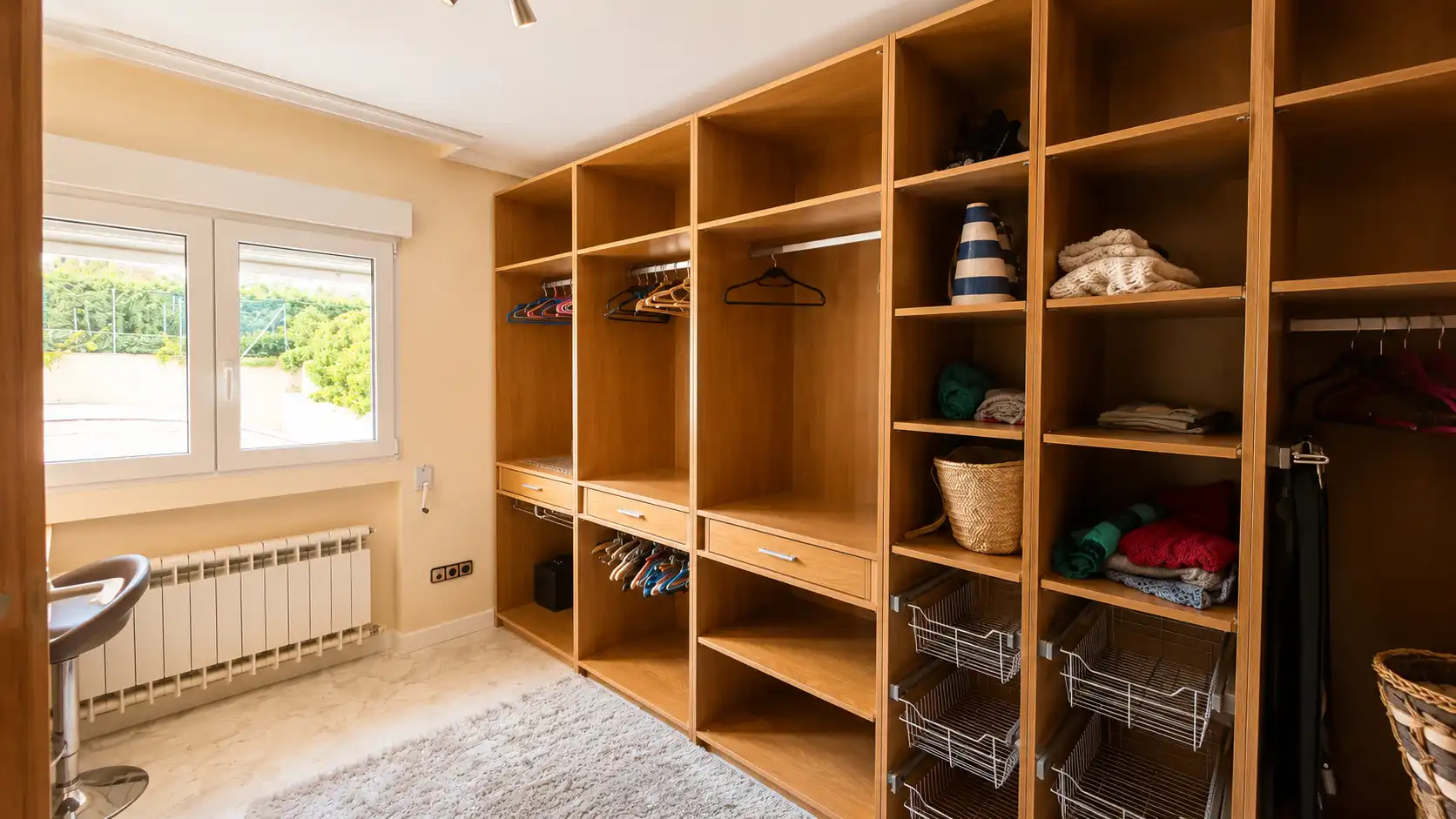Bedroom of Houses for sale in San Lorenzo de El Escorial  with Air Conditioner, Heating and Private garden