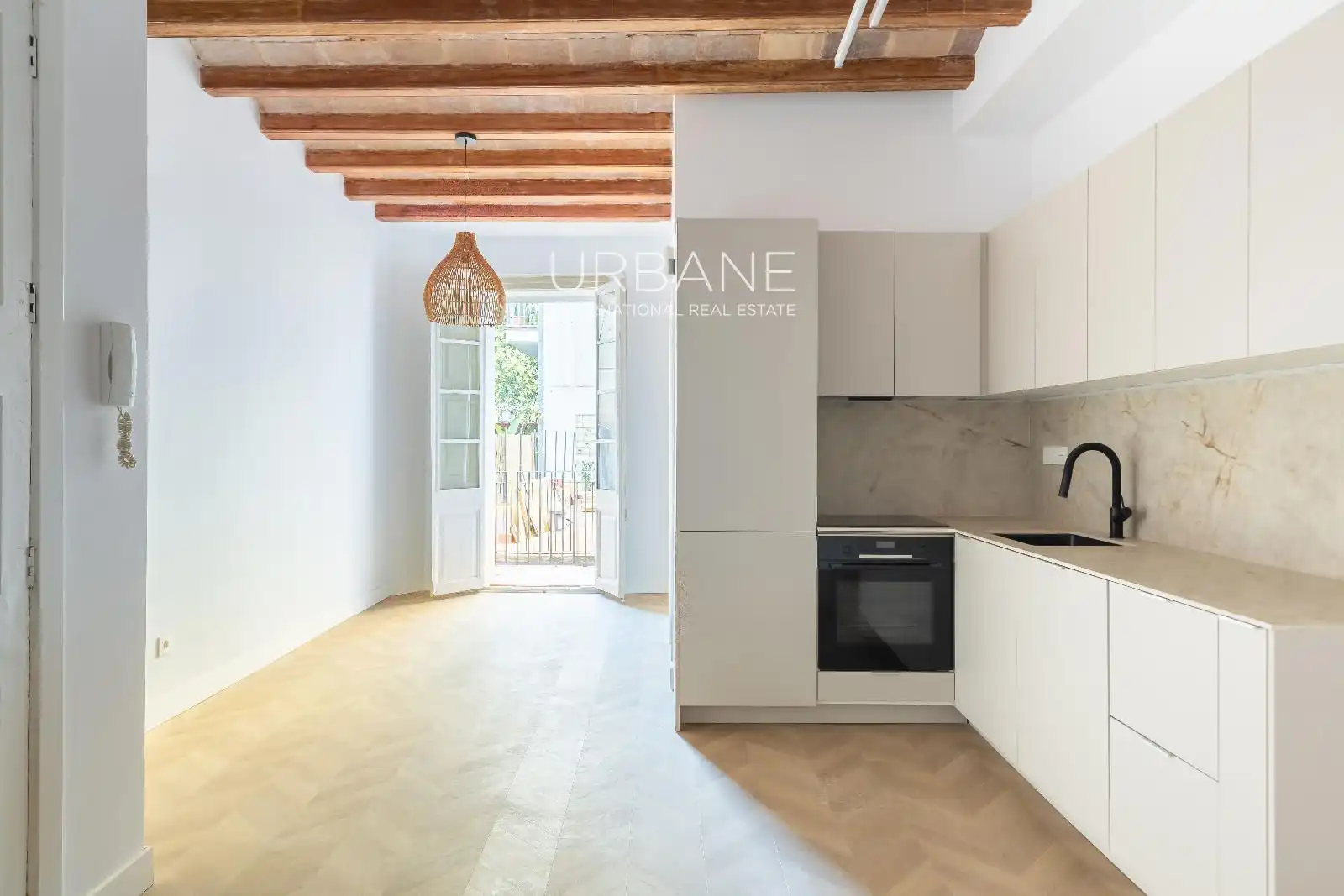 Wohnung mit Balkon zum Verkauf in Carrer Joan Blanques, imagen 2