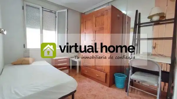 Habitación de Apartamento en venta en Benidorm con Aire acondicionado, Jardín privado y Amueblado