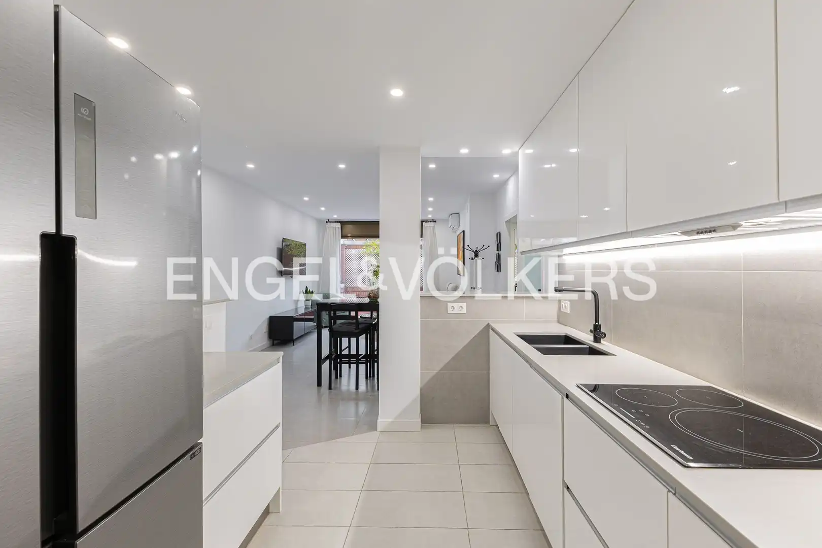 Kitchen of Flat for sale in Barcelona  with Air Conditioner, Heating and Terrace