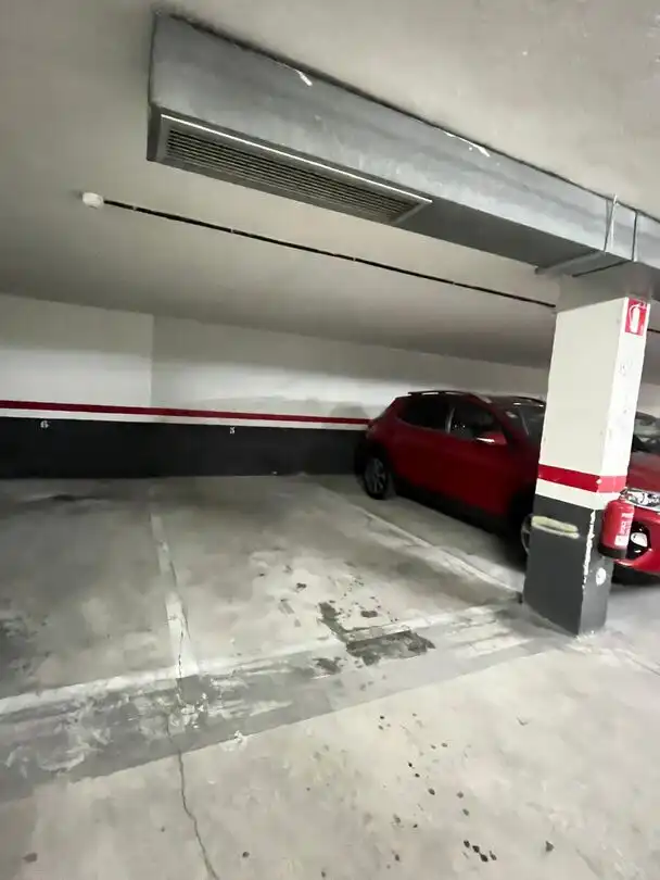 Parking of Garage for rent in  Pamplona / Iruña