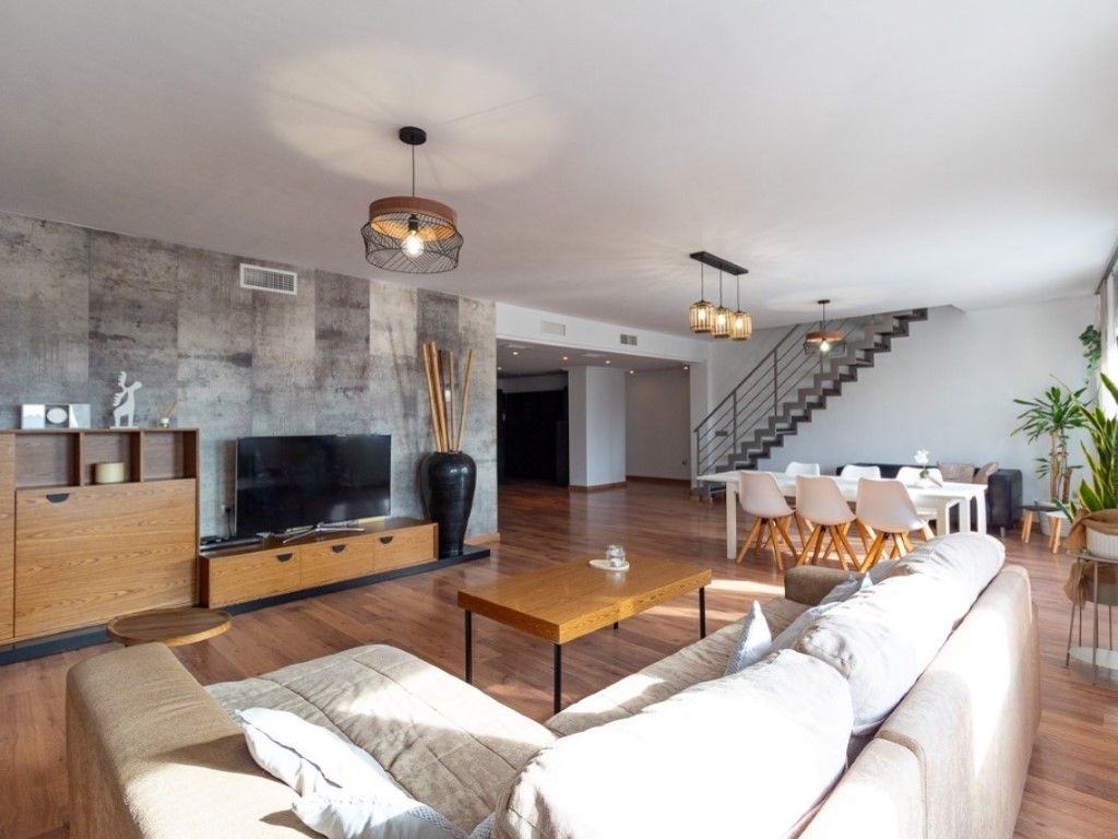 Sala d'estar de Àtic en venda en Torrevieja amb Aire condicionat, Moblat i Forn