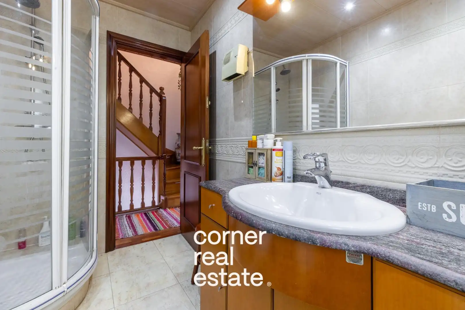 Bathroom of Detached homes for sale in Ripollet  with Air Conditioner, Heating and Private garden
