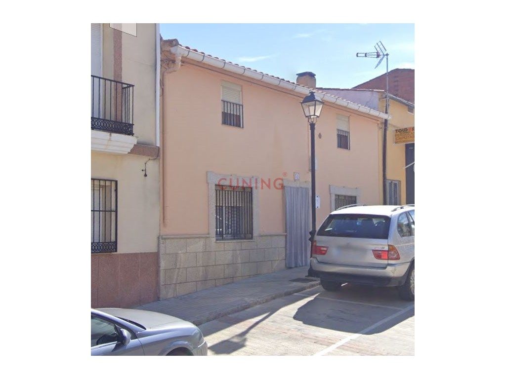 Vista exterior de Casa o xalet en venda en Logrosán