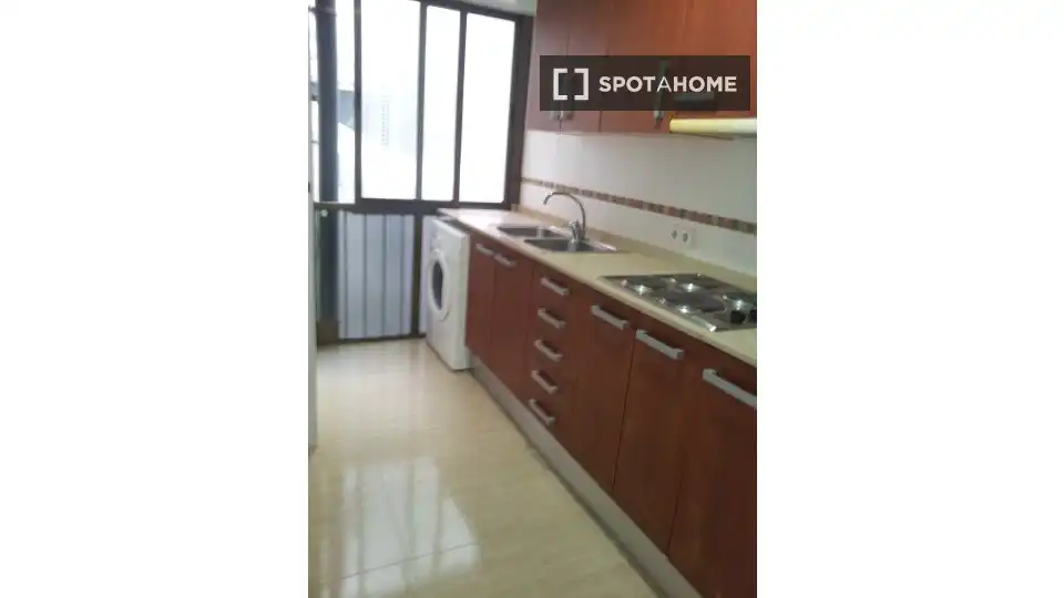 Kitchen of Flat for rent in Esplugues de Llobregat  with Air Conditioner, Heating and Furnished