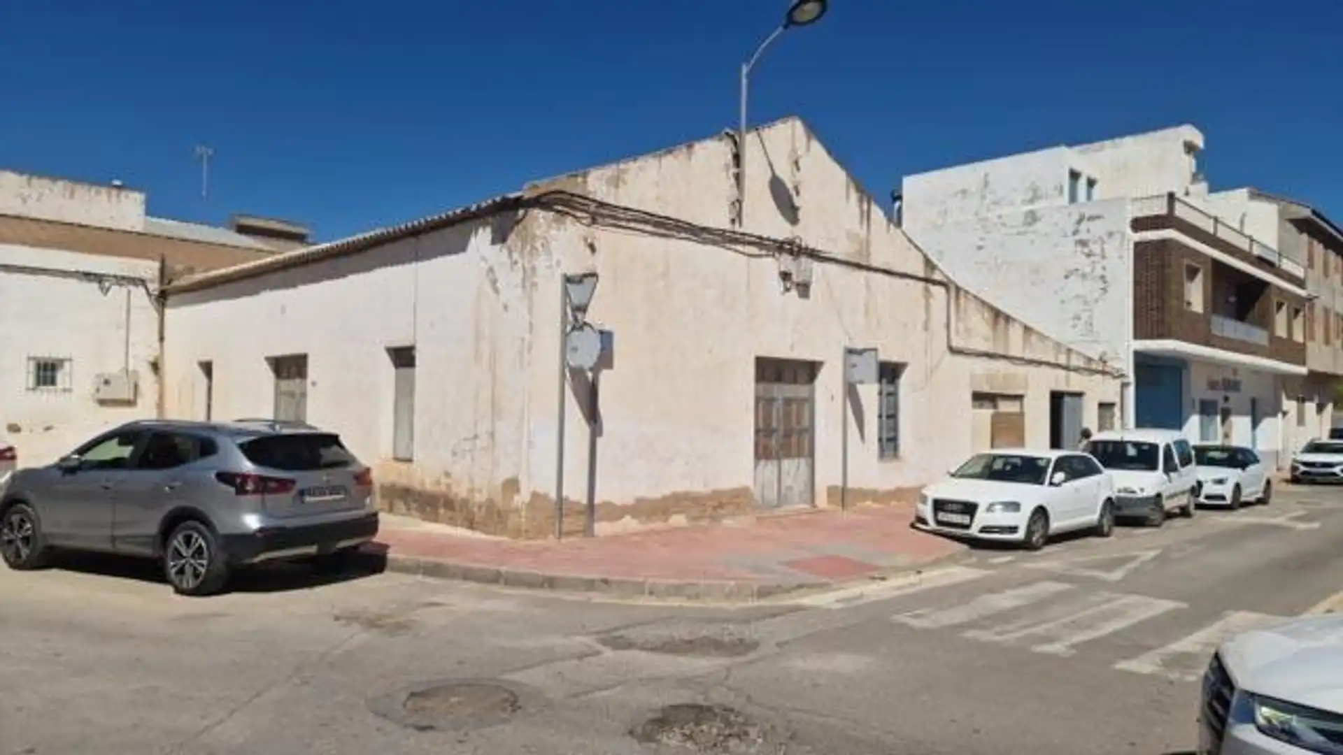 Außenansicht von Fabrikhallen zum Verkauf in San Javier