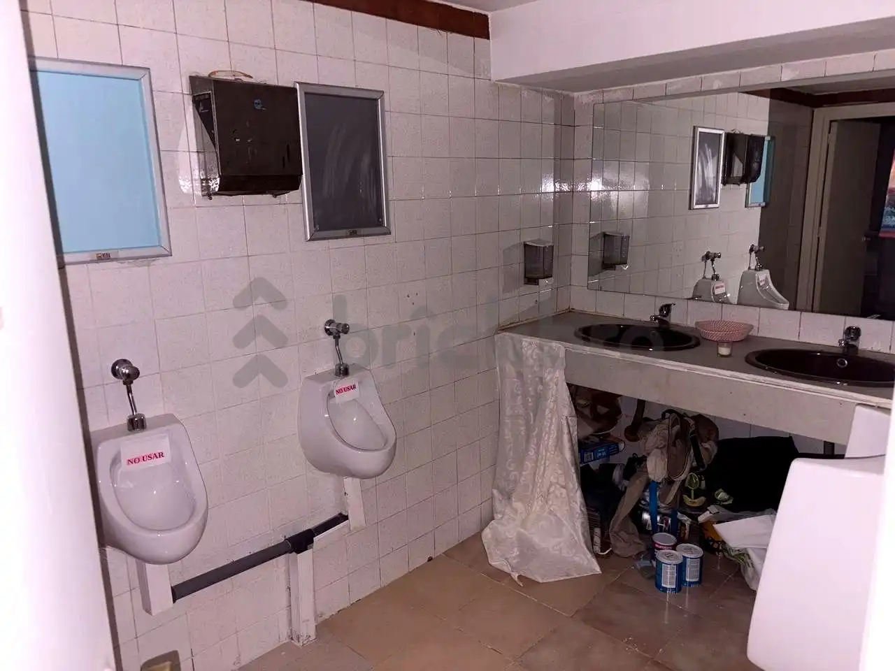 Badezimmer von Geschaftsraum zur Miete in Madrid