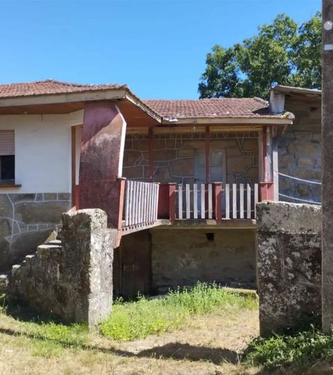 Foto 2 de Casa adosada en venta en Aldea Sandin, 7, Celanova, Ourense